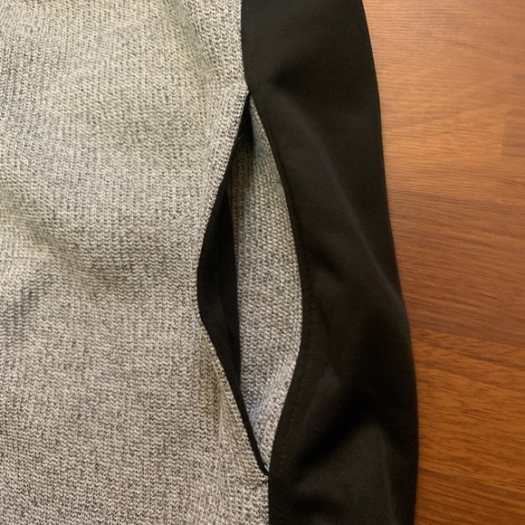 Eddie Bauer men’s full zip up knit jacket in light grey and black - Picture 8 of 10